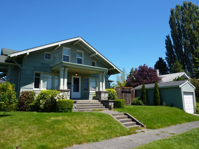 Foto del edificio - 731 S 49th St