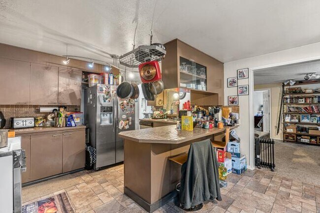 Foto del edificio - 4 bedroom in Lynnwood WA 98087