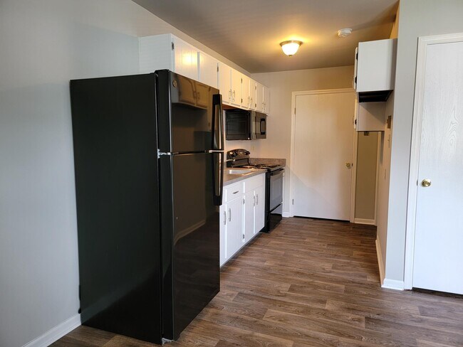 Foto del edificio - 2112 Stone Mill Rd