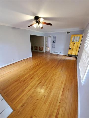 Building Photo - 1428 Sylvan Ave