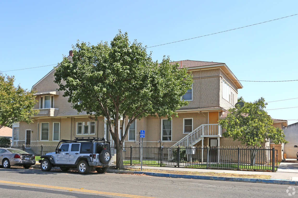 Primary Photo - L Street Residence