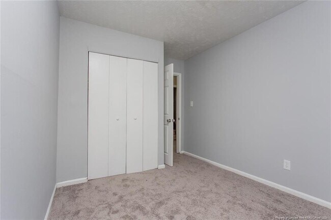 Building Photo - 5467 Lazybrook Ct