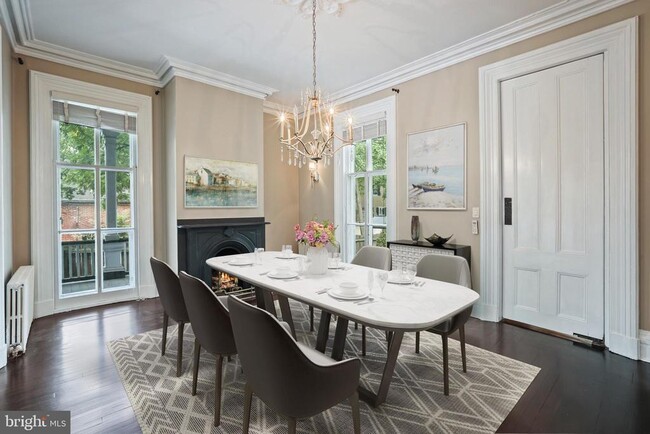 Building Photo - 12 Murray Pl