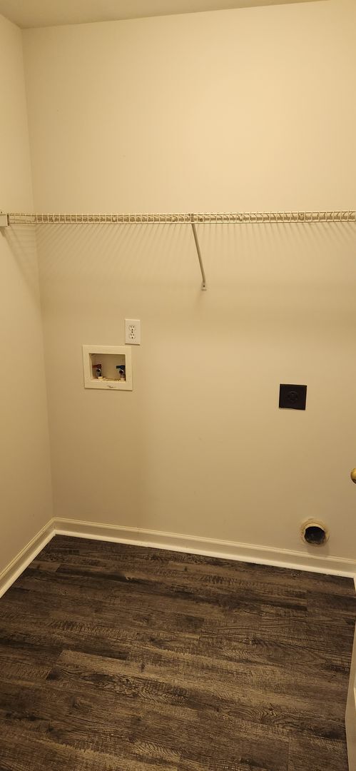 Foto del edificio - Townhome in Wakefield area for rent!