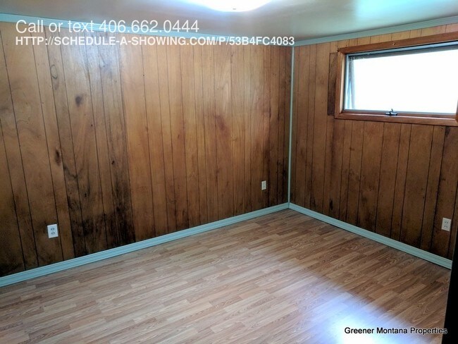 Foto del edificio - 867 US Highway 93 S