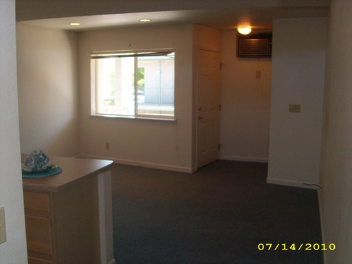 Building Photo - 954 Berrum Ln