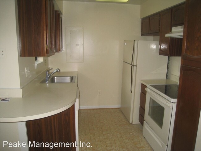 Building Photo - 2 br, 2 bath House - 4527 N. 11th Street