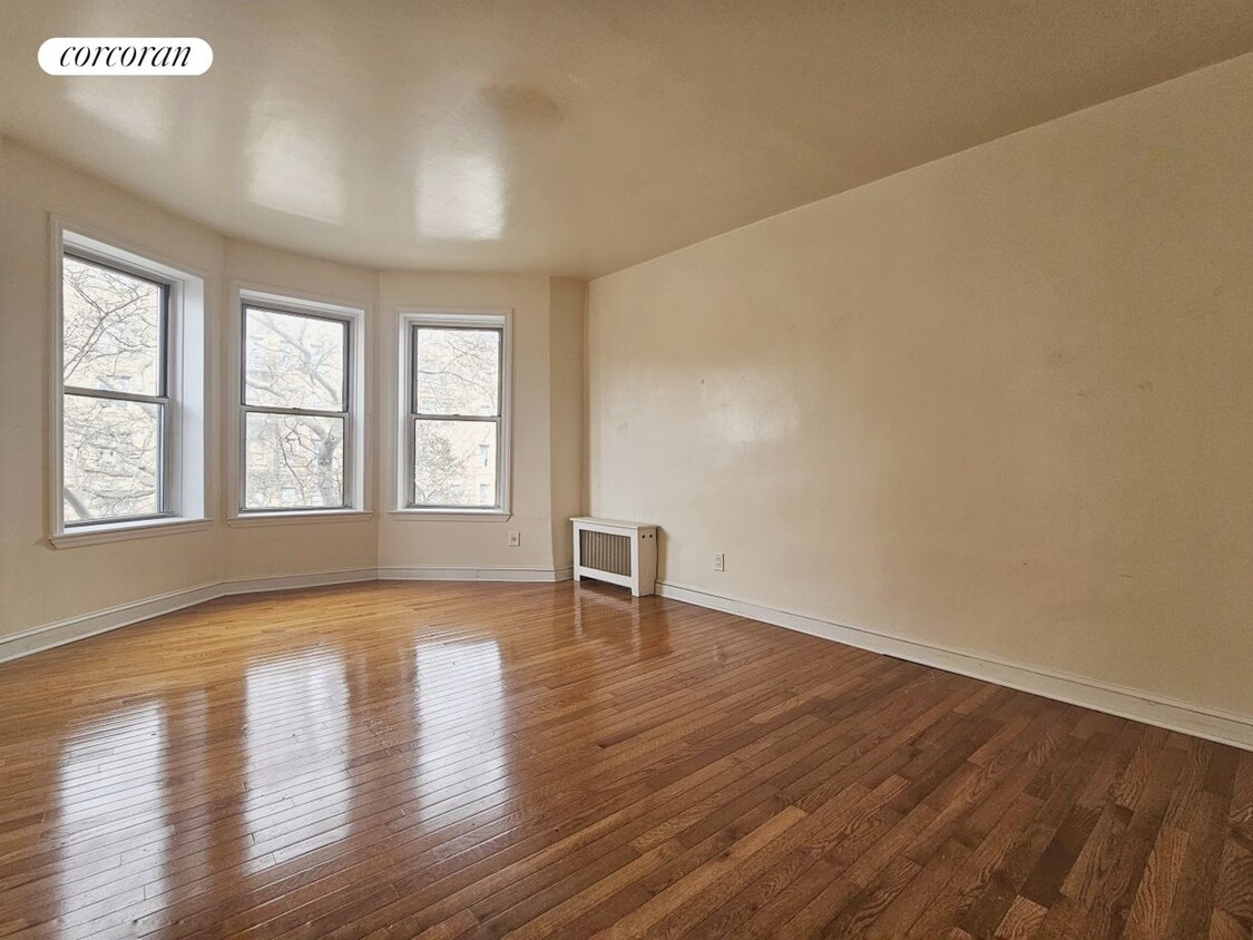 Primary Photo - 330 Lefferts Ave