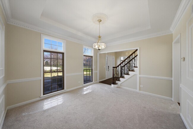 Foto del edificio - 1215 Triple Crown Ct