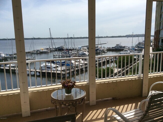 Foto del edificio - 15 Indian River Dr