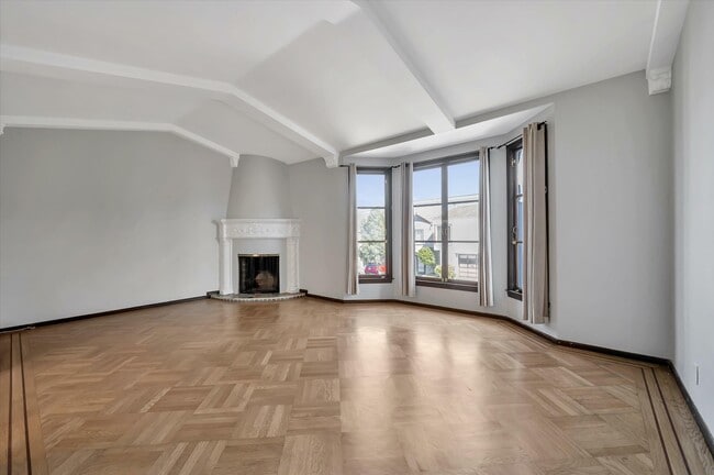Building Photo - 1587 23rd Ave