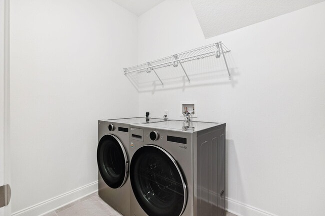 Foto del edificio - 65 Laurel Oaks Dr