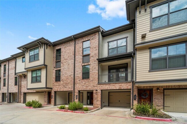 Foto del edificio - 25145 Panther Bend Ct