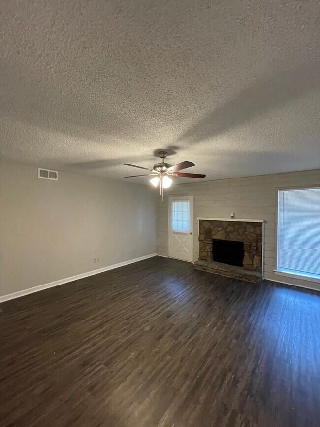 Building Photo - 509 Meredith Dr, Marion, AR 72364, USA