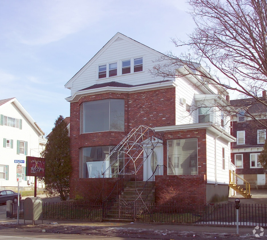 Primary Photo - 518 S Main St