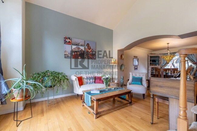 Photo - 2432 Mallard Cir House