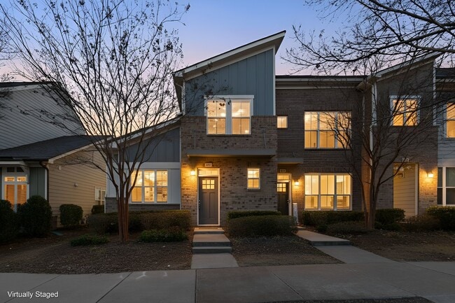 Building Photo - 1616 Pat Garrett St