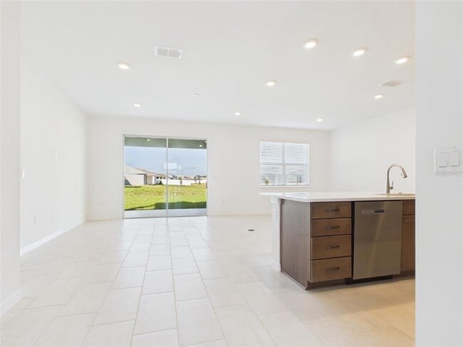 Foto del edificio - 5824 SW 70th Ave
