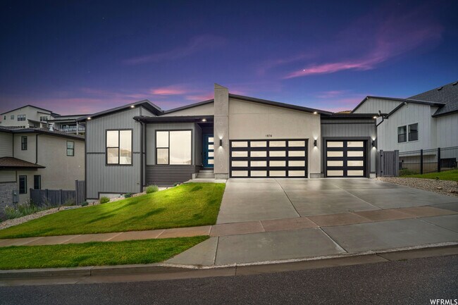 Foto del edificio - 1874 Oakridge Dr