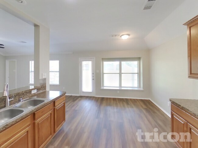 Foto del edificio - 12116 Longstone Drive Burleson TX