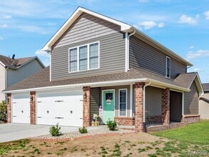 Building Photo - 3713 Justine Drive