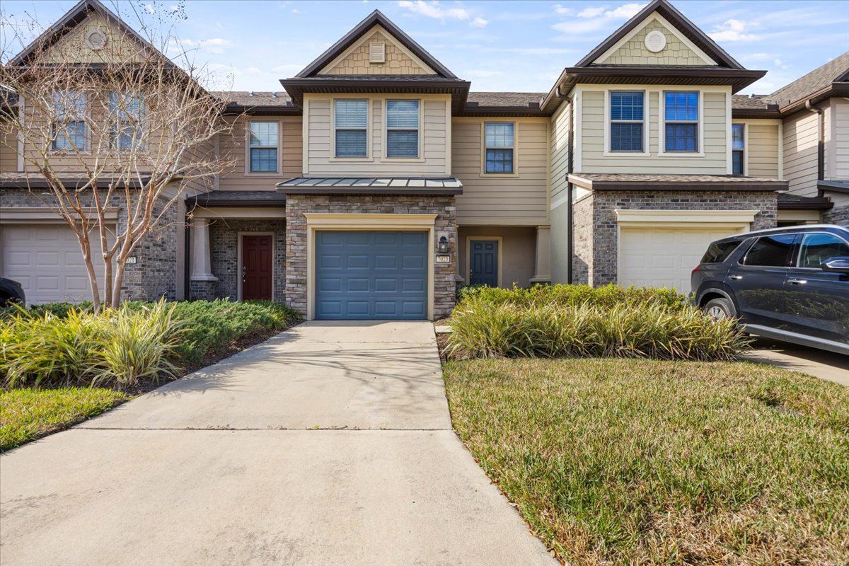 Foto principal - 7023 Buroak Ct