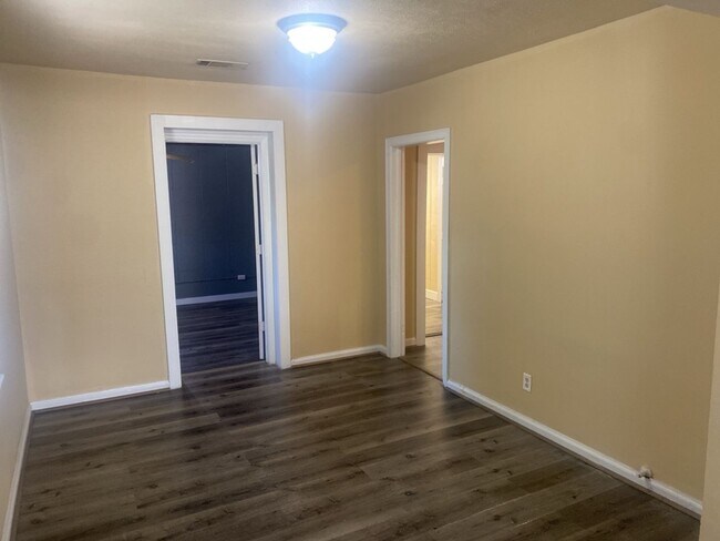 Building Photo - 2920 East Wynnton Lane