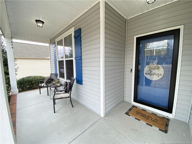 Foto del edificio - 463 Juno Dr