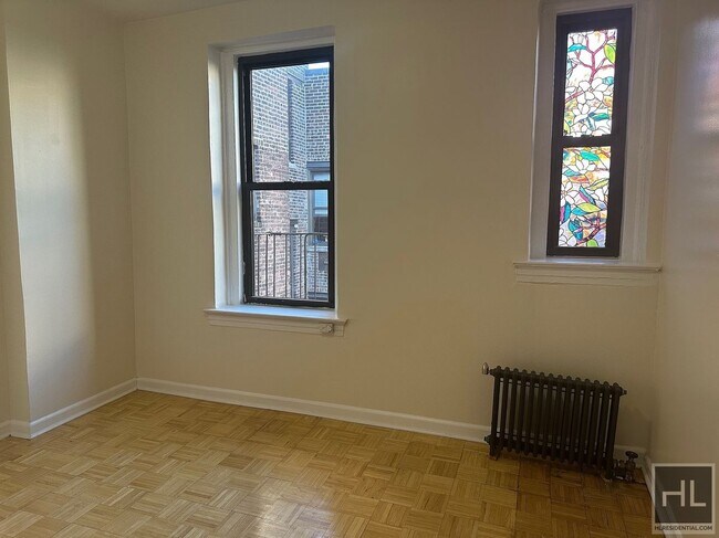 Foto del edificio - WEST 187 STREET