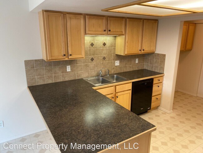 Building Photo - 109 N Pondera Ave