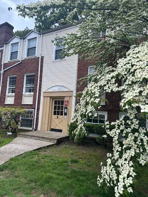 Primary Photo - 800 tutor Ct