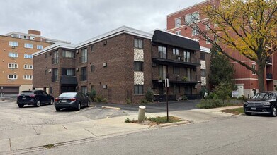 Building Photo - 1650 Mill St