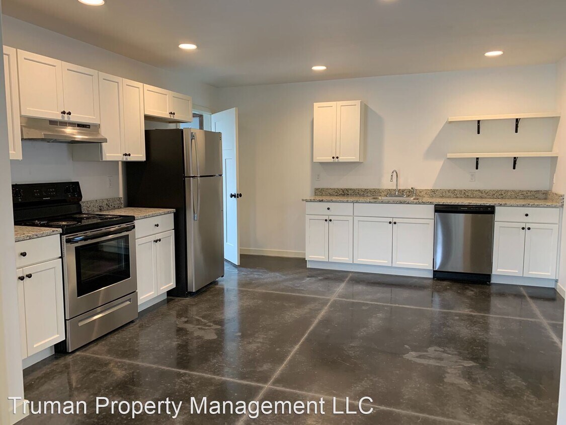 739 Cottonwood Dr, Whitefish, MT 59937 Room for Rent in Whitefish, MT