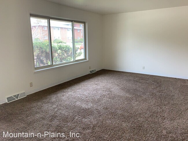 Building Photo - 2 br, 1 bath House - 1020 McHugh