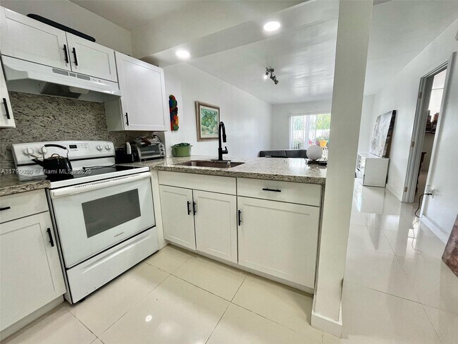 Foto del edificio - 16465 NE 22nd Ave