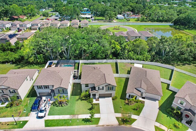 Foto del edificio - 4918 Wild Senna Blvd