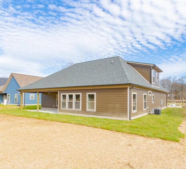 72 Idlerock Dr, Flintstone, GA 30725 House Rental in Flintstone, GA