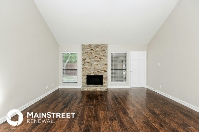 Building Photo - 6201 Tempest Dr