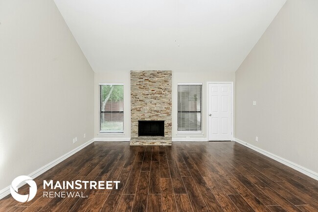 Foto del edificio - 6201 Tempest Dr