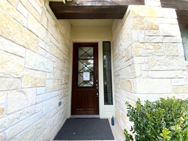 Foto del edificio - 15908 Dink Pearson Ln