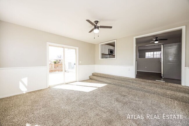 Foto del edificio - 4811 Bailey Pl