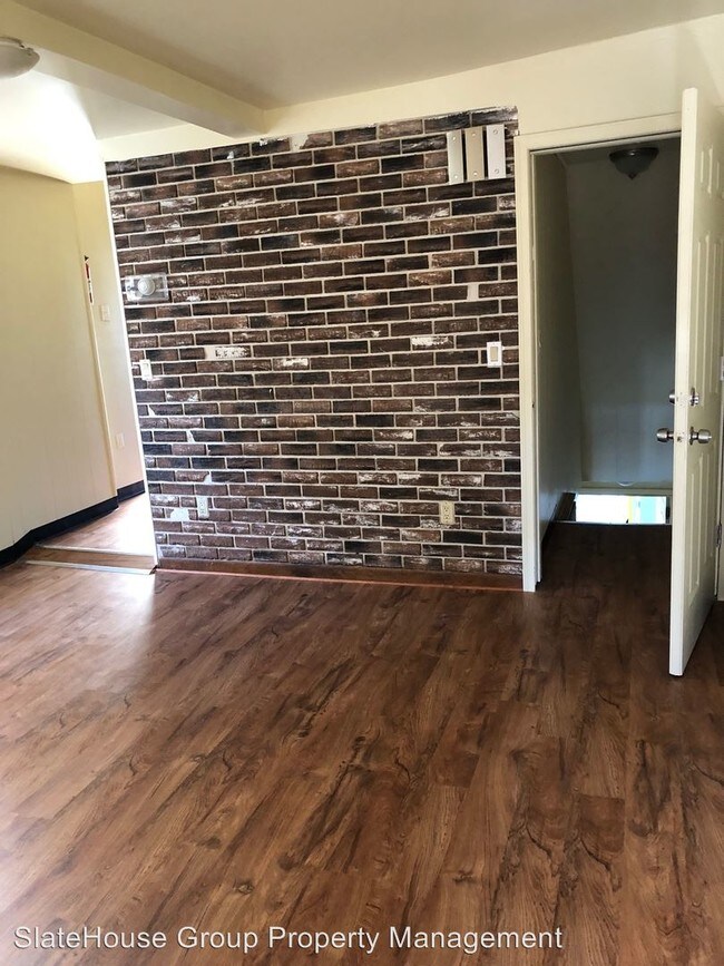 Foto del edificio - 30-32 N 7th St