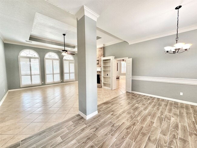 Foto del edificio - 14515 Muirfield Ln