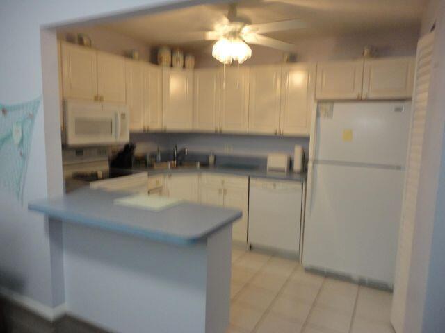 Building Photo - 5795 La Paseos Dr