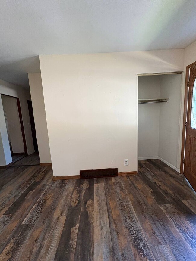 Foto del edificio - 731 7th Ave NE