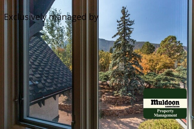 Photo - Beautiful 3 bedroom home with two car gara...