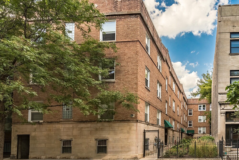 Foto principal - Barry Court - 722 W Barry Ave