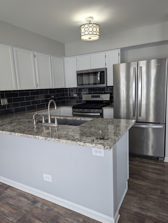 Building Photo - 3180 Cambria Ct