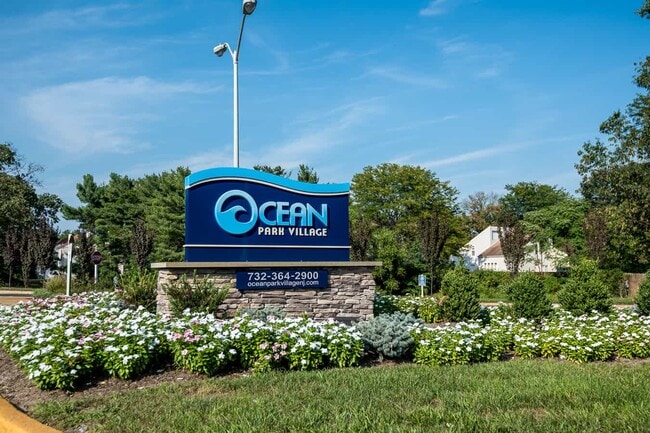 Building Photo - Ocean Park Village