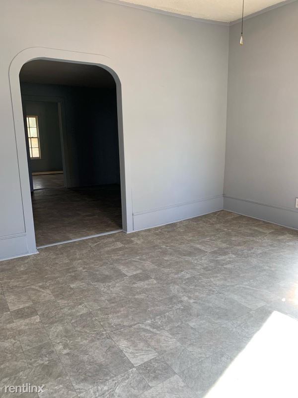 Foto del edificio - 2 br, 1 bath House - 919 S Cedar St